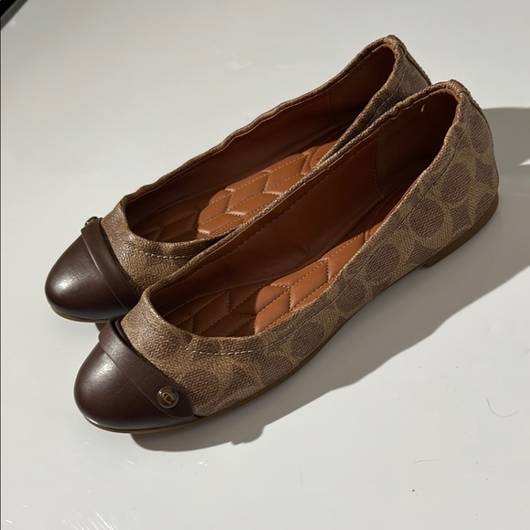 Coach Tan and Brown Flats - Picture 11 of 14